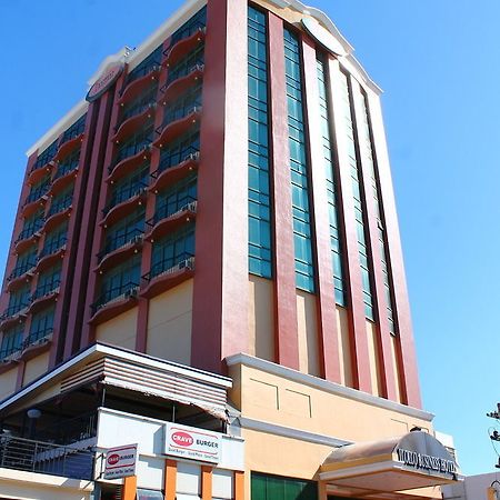 Iloilo Business Hotel Extérieur photo