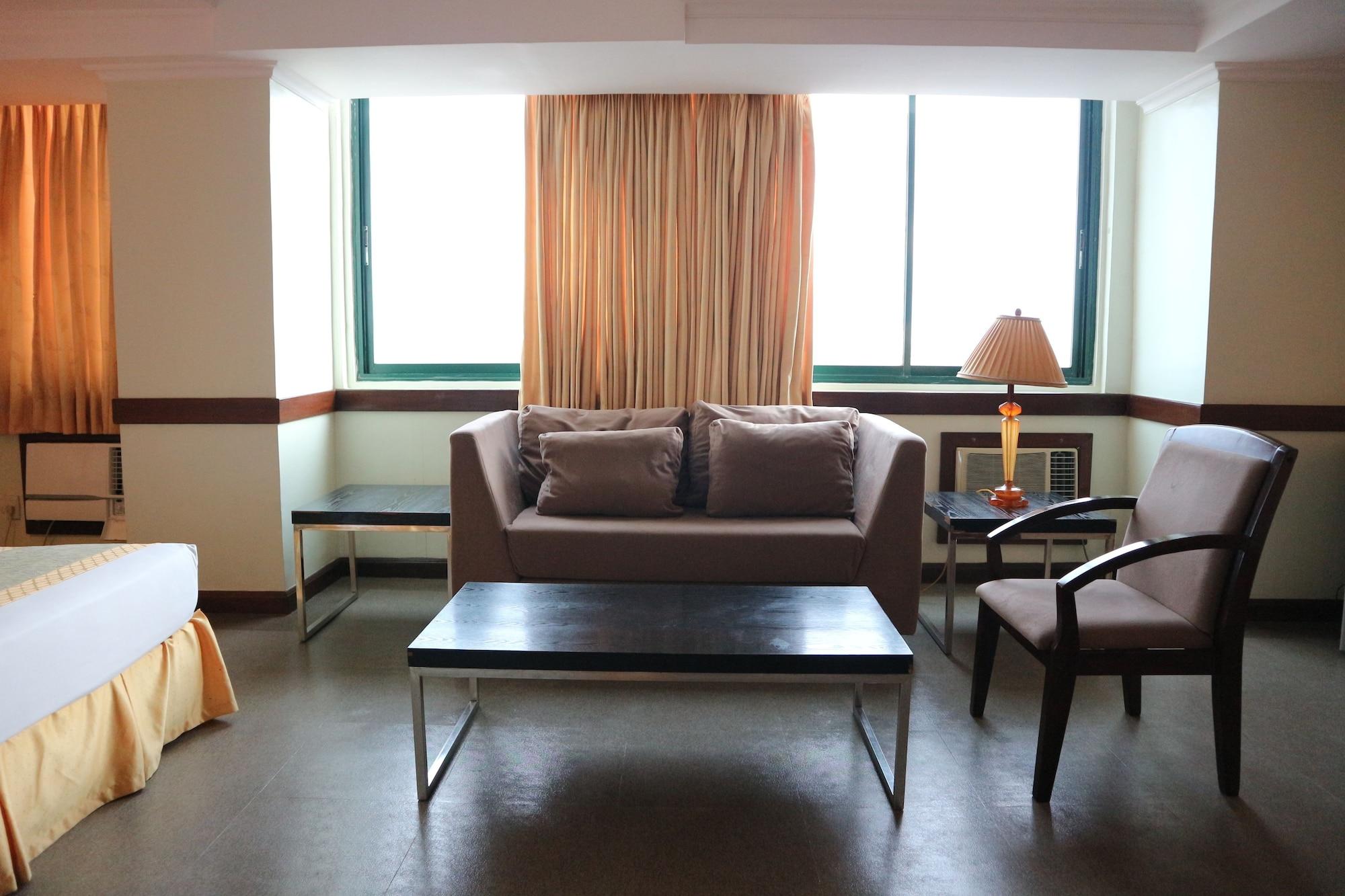 Iloilo Business Hotel Extérieur photo