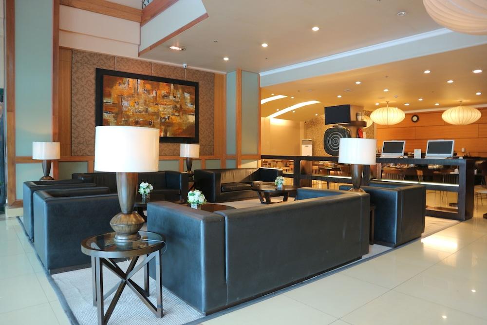 Iloilo Business Hotel Extérieur photo