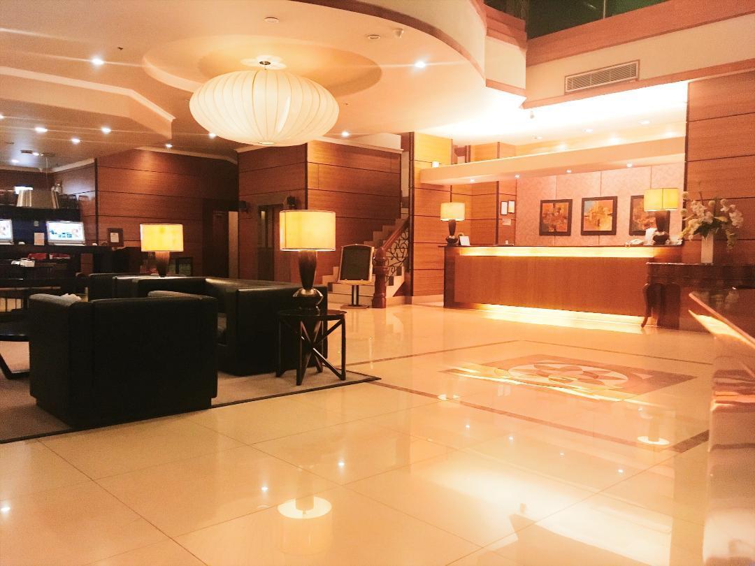 Iloilo Business Hotel Extérieur photo